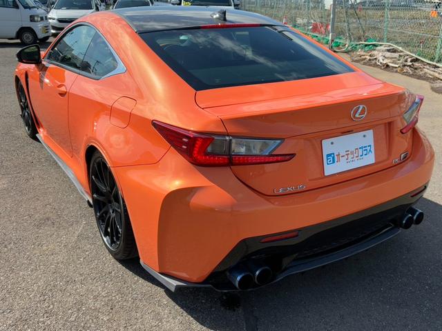 ＲＣ Ｆ カーボンエクステリアパッケージ　ＬＥＸＯＮエアロ　アクティブリアウィング　Ｐｒｏｄｒｉｖｅ１９インチアルミホイール　本革シート　３眼ＬＥＤヘッドライト　クルーズコントロール　オートライト　パワーシート　シートヒーター・エアコン（23枚目）