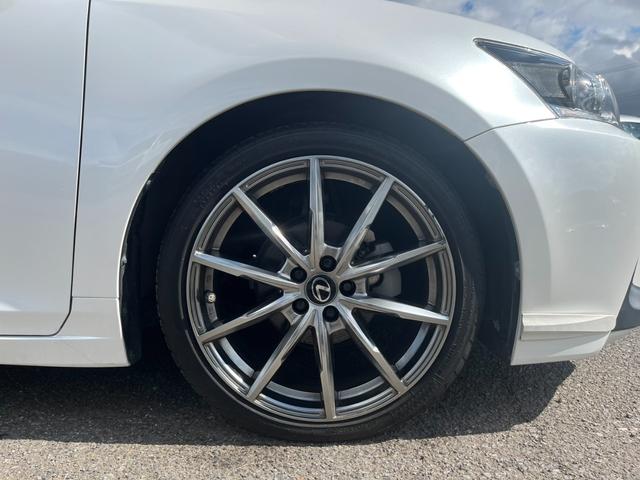 ＣＴ ＣＴ２００ｈ　セーフティセンス　デジタルインナーミラー　シートヒーター　クルーズコントロール　レーンアシスト　純正ナビ　バックカメラ　フルセグ　社外１８インチアルミホイール　オートライト　オートハイビーム　ＥＴＣ（10枚目）