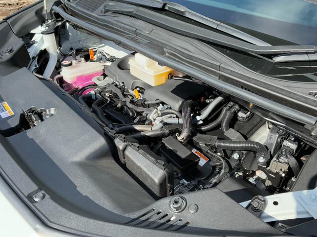 アルファードハイブリッド Ｚ　ムーンルーフ　ユニバーサルステップ　革シート　アラウンドビューモニター　デジタルインナーミラー　アダプティブクルーズコントロール　両側電動スライドドア　純正ナビ　フルセグ　シートヒーター・エアコン（76枚目）