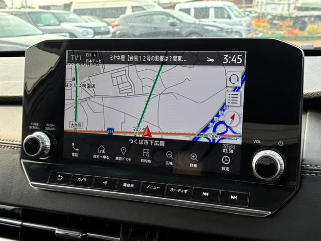 アウトランダーＰＨＥＶ Ｇ　ムーンルーフ　アラウンドビューモニター　専用ハーフレザー　パワーバックドア　ワイヤレス充電　純正２０インチＡＷ　ＥＴＣ２．０　パワーシート　オペレーションキー（37枚目）