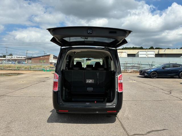 ステップワゴン G 社外17インチAW バックカメラ パナソニックナビ フルセグ CD・DVD再生 電格ミラー アイドリングストップ ABS ESC パワーウィンドウ パワーステアリング(35枚目)