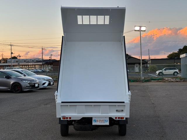キャリイトラック 頑丈ダンプ 4WD 土砂禁ダンプ パネル型鳥居 下開リアゲート 荷台内寸:長さ190cm幅138cm アオリ高さ31cm マレル式 三方開 フォグランプ 社外12インチAW オートマ パワステ エアコン ABS(26枚目)