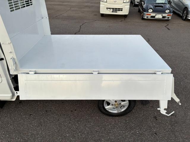 キャリイトラック 頑丈ダンプ 4WD 土砂禁ダンプ パネル型鳥居 下開リアゲート 荷台内寸:長さ190cm幅138cm アオリ高さ31cm マレル式 三方開 フォグランプ 社外12インチAW オートマ パワステ エアコン ABS(36枚目)