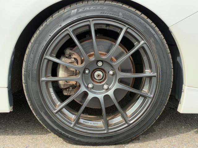 レヴォーグ 2.0GT-Sアイサイト SSR18インチAW ハーフレザーシート BLITZ車高調 アイサイト アダプティブクルーズコントロール レーンアシスト 衝突軽減ブレーキ カロッツェリアナビ Bluetooth接続 バックカメラ(13枚目)