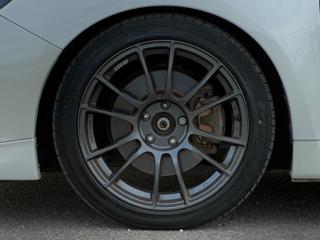 レヴォーグ 2.0GT-Sアイサイト SSR18インチAW ハーフレザーシート BLITZ車高調 アイサイト アダプティブクルーズコントロール レーンアシスト 衝突軽減ブレーキ カロッツェリアナビ Bluetooth接続 バックカメラ(14枚目)