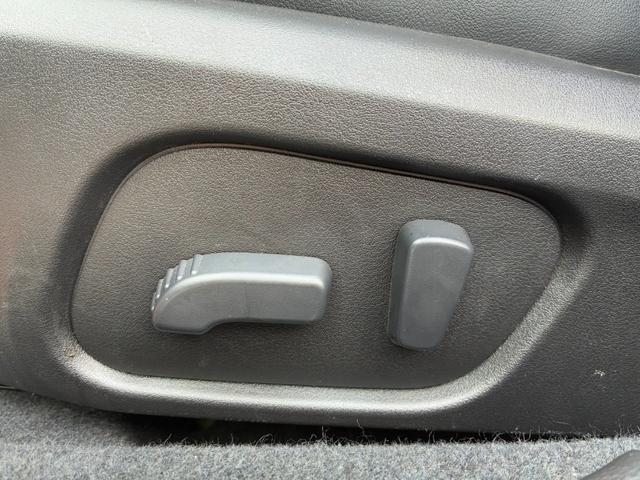 レヴォーグ 2.0GT-Sアイサイト SSR18インチAW ハーフレザーシート BLITZ車高調 アイサイト アダプティブクルーズコントロール レーンアシスト 衝突軽減ブレーキ カロッツェリアナビ Bluetooth接続 バックカメラ(33枚目)