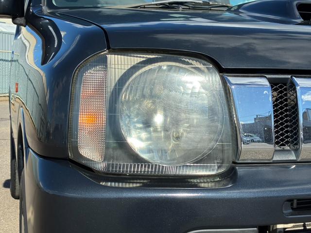 ジムニー ランドベンチャー　４ＷＤ　５速マニュアル　革シート　シートヒーター　純正１６インチアルミホイール　電動格納ミラー　ＣＤ　ＵＳＢ入力端子　ＡＢＳ　パワステ　パワーウィンドウ　エアコン　ＥＴＣ（17枚目）