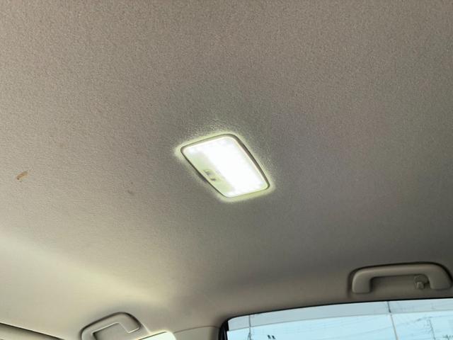 プリウスアルファ Sツーリングセレクション 純正ナビ フルセグ バックカメラ Bluetooth接続 CD・DVD再生 LEDヘッドライト オートライト スマートキー&プッシュスタート ヘッドライトウォッシャー(39枚目)