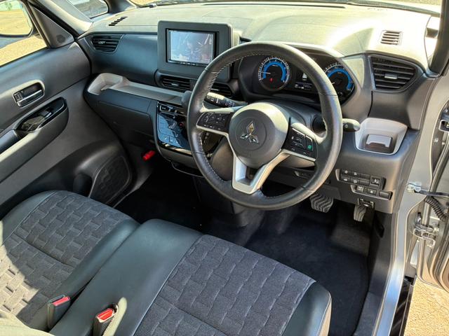 デリカミニ G プレミアム 全方位カメラ 両側電動スライドドア ハーフレザーシート オートクルーズコントロール 衝突軽減ブレーキ レーンアシスト クリアランスソナー パナソニックナビ フルセグ Bluetooth接続(25枚目)