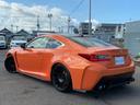 ＲＣ Ｆ カーボンエクステリアパッケージ　ＬＥＸＯＮエアロ　アクティブリアウィング　Ｐｒｏｄｒｉｖｅ１９インチアルミホイール　本革シート　３眼ＬＥＤヘッドライト　クルーズコントロール　オートライト　パワーシート　シートヒーター・エアコン（6枚目）