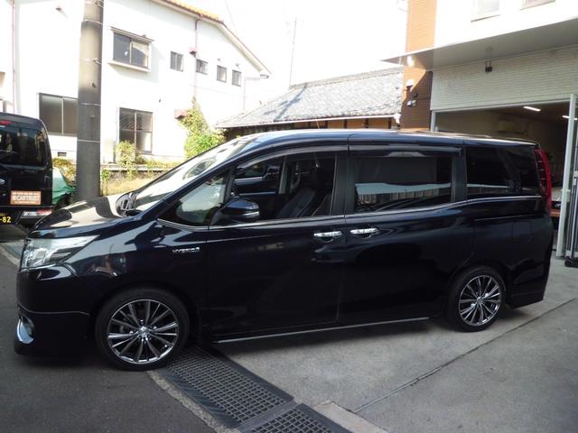 エスクァイア ハイブリッドＧｉ　１０インチナビ　フロントカメラ　バックカメラ　リアフリップダウン　社外ホイール　ＥＴＣ（10枚目）