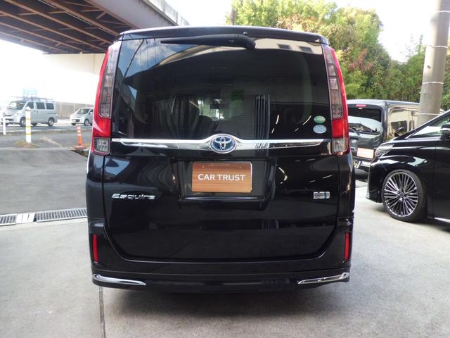 エスクァイア ハイブリッドＧｉ　１０インチナビ　フロントカメラ　バックカメラ　リアフリップダウン　社外ホイール　ＥＴＣ（17枚目）