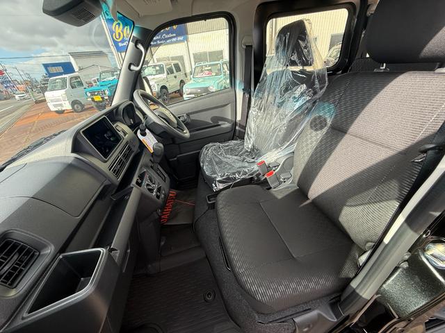 ハイゼットカーゴ クルーズ SA3 4WD プッシュスタート バイザー 前後フロアマットマット コーナーセンサー カラーパック:ブラックマイカメタリック(16枚目)