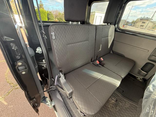 ハイゼットカーゴ クルーズ SA3 4WD プッシュスタート バイザー 前後フロアマットマット コーナーセンサー カラーパック:ブラックマイカメタリック(17枚目)