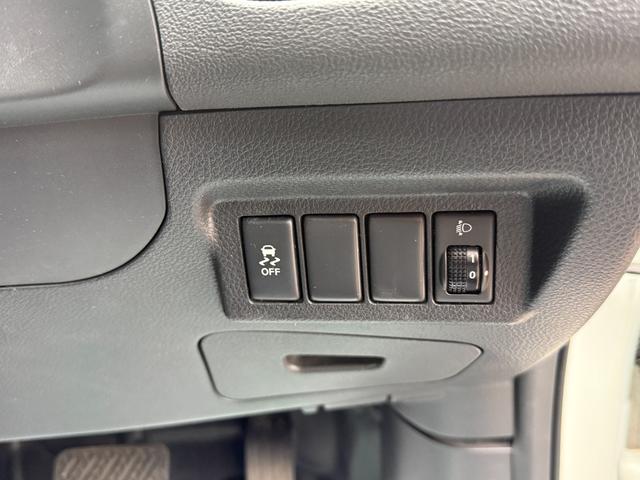 エクストレイル ２０Ｓ　４ＷＤ　純正フルセグＴＶナビ　Ｂｌｕｅｔｏｏｔｈ　ＥＴＣ　レザー調シート（14枚目）