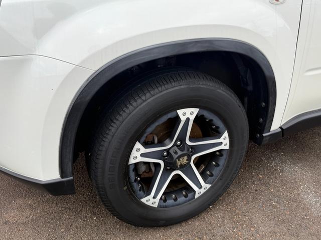エクストレイル ２０Ｓ　４ＷＤ　純正フルセグＴＶナビ　Ｂｌｕｅｔｏｏｔｈ　ＥＴＣ　レザー調シート（25枚目）