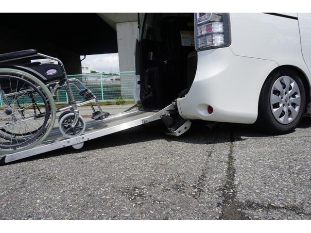 スローパー 車椅子2脚仕様 サードシート付 電動ウィンチ(12枚目)