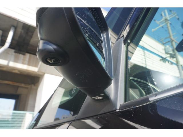 �S���ʃJ�����Ȃ̂Œ��Ԃ����S�ł���