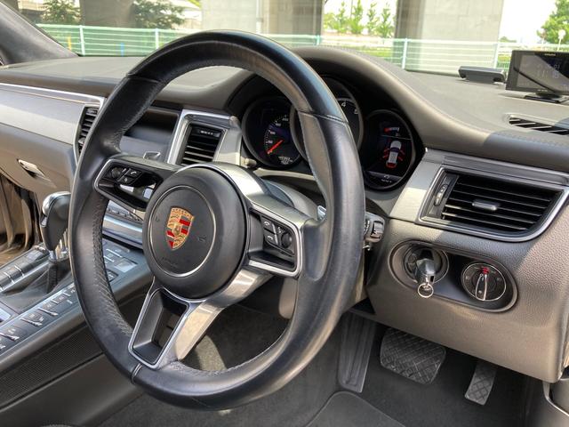 マカン マカン　ターボ　ＰＤＫ　４ＷＤ　２１インチ　ナビ　ＥＴＣ　レーダー探知機（16枚目）