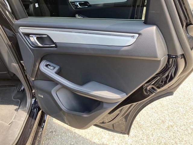 マカン マカン　ターボ　ＰＤＫ　４ＷＤ　２１インチ　ナビ　ＥＴＣ　レーダー探知機（40枚目）