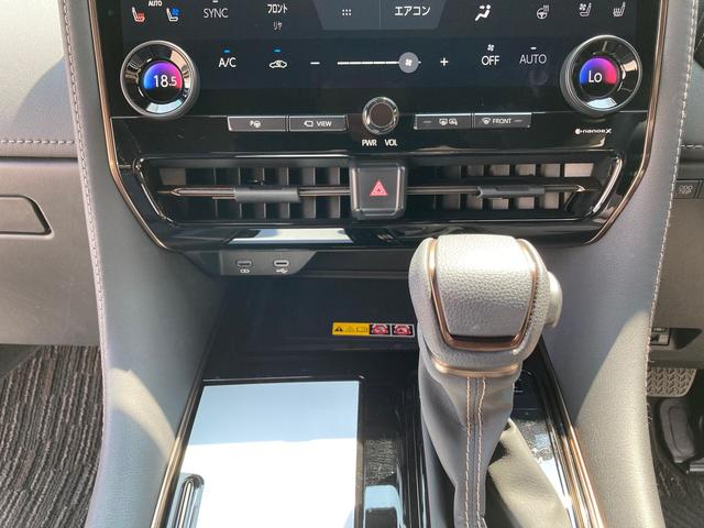 アルファード Ｚ　モデリスタエアロ　フリップダウンモニター　左右独立ムーンルーフ　デジタルインナーミラー　ＵＶカットフィルム施工済（13枚目）