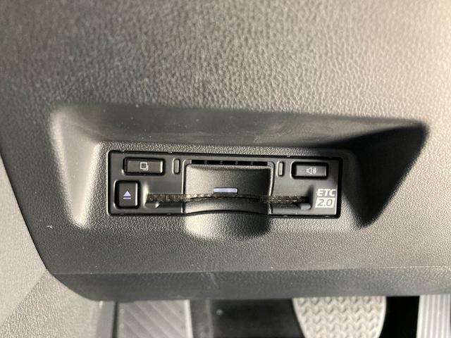 アルファード Ｚ　モデリスタエアロ　フリップダウンモニター　左右独立ムーンルーフ　デジタルインナーミラー　ＵＶカットフィルム施工済（20枚目）