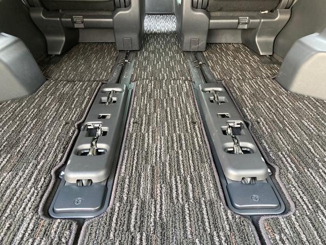 アルファード Ｚ　モデリスタエアロ　フリップダウンモニター　左右独立ムーンルーフ　デジタルインナーミラー　ＵＶカットフィルム施工済（36枚目）