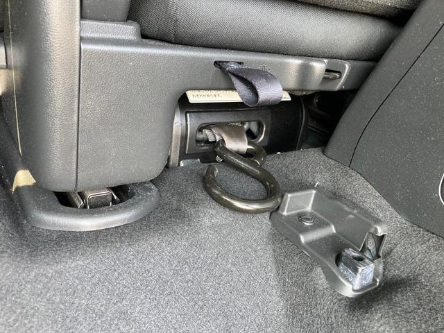 フリード+ G スローパー 両側パワースライド 9インチナビ 電動ウィンチ リモコン付き(17枚目)