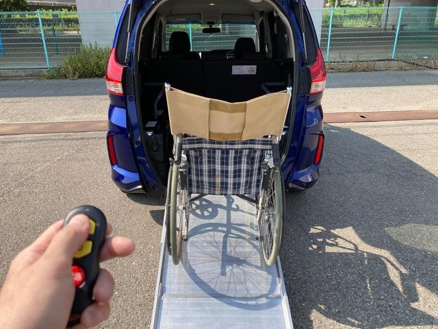 フリード+ G スローパー 両側パワースライド 9インチナビ 電動ウィンチ リモコン付き(24枚目)