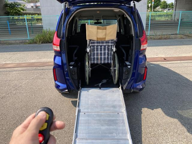 フリード+ G スローパー 両側パワースライド 9インチナビ 電動ウィンチ リモコン付き(28枚目)