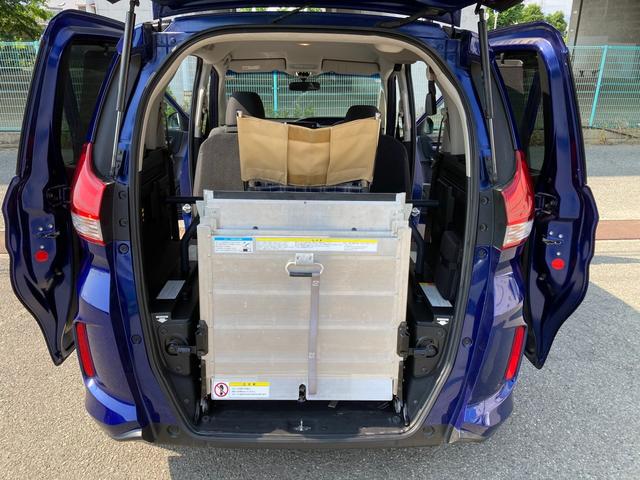 フリード+ G スローパー 両側パワースライド 9インチナビ 電動ウィンチ リモコン付き(45枚目)