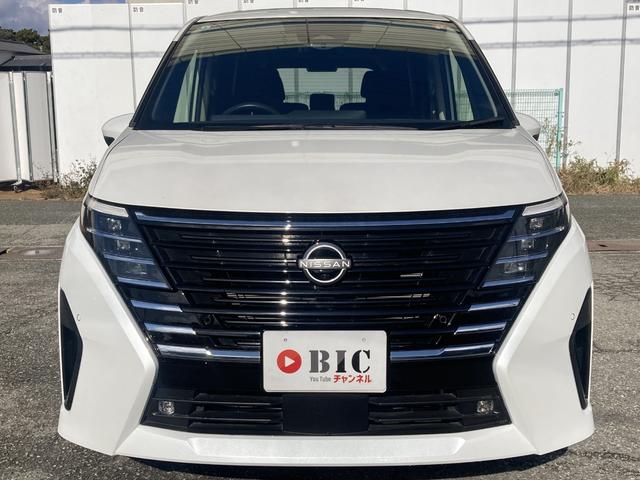 セレナ ハイウェイスターV ナビ,ETC,アラウンドビューモニター,ニッサンコネクトナビ,ハンズフリーオートスライドドア,両側パワースライド,プロパイロット,衝突被害軽減ブレーキ,16インチ純正アルミ,シートヒーター(2枚目)