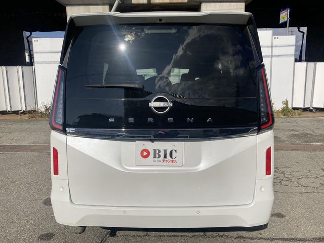 セレナ ハイウェイスターV ナビ,ETC,アラウンドビューモニター,ニッサンコネクトナビ,ハンズフリーオートスライドドア,両側パワースライド,プロパイロット,衝突被害軽減ブレーキ,16インチ純正アルミ,シートヒーター(9枚目)