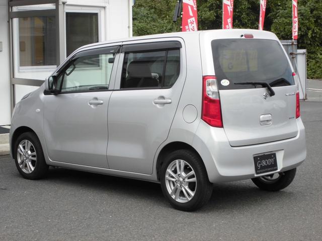 ワゴンＲ 　昇降シート車　助手席電動リフトアップシートリモコン付４人乗　キーレス　ＡＢＳ　ＣＤ　オートエアコン　全国対応故障保証付１年間・走行距離無制限（9枚目）