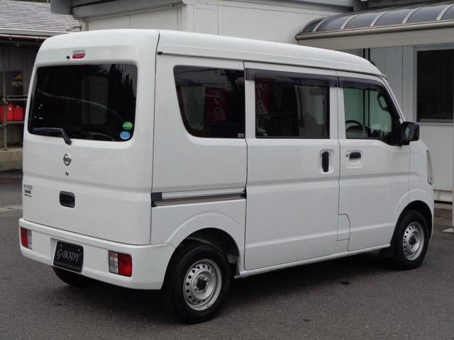 NV100クリッパーバン DX 切替式4WD 5速MT ABS キーレス エアコン パワステ オーバーヘッドコンソール AM/FMラジオ ケンウッド前後ドラレコ 全国対応故障保証付1年間・走行距離無制限(7枚目)