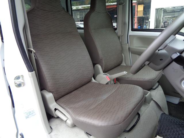 NV100クリッパーバン DX 切替式4WD 5速MT ABS キーレス エアコン パワステ オーバーヘッドコンソール AM/FMラジオ ケンウッド前後ドラレコ 全国対応故障保証付1年間・走行距離無制限(16枚目)