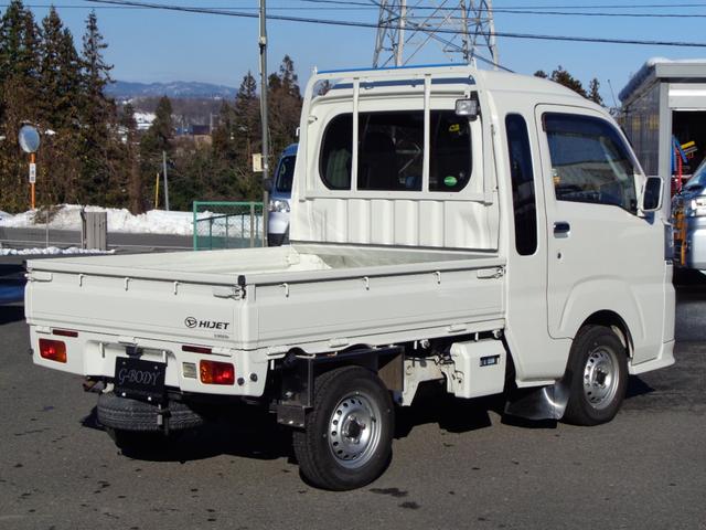 ハイゼットトラック ジャンボ　４ＷＤ　オートマ　キーレス　エアコン　パワステ　パワーウインド　ＣＤデッキ　作業灯　フロントスポイラー　全国対応故障保証付１年間・走行距離無制限（7枚目）
