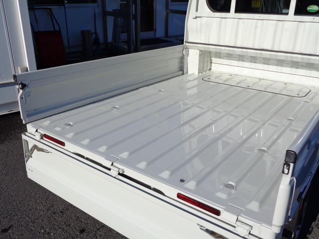 ハイゼットトラック ジャンボ　４ＷＤ　オートマ　キーレス　エアコン　パワステ　パワーウインド　ＣＤデッキ　作業灯　フロントスポイラー　全国対応故障保証付１年間・走行距離無制限（10枚目）