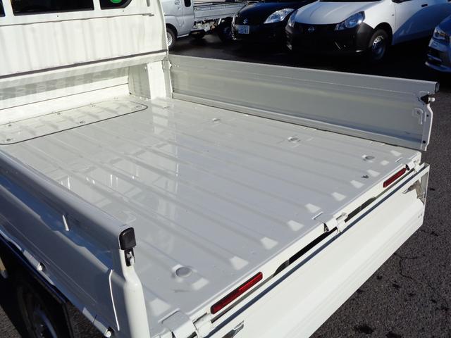 ハイゼットトラック ジャンボ　４ＷＤ　オートマ　キーレス　エアコン　パワステ　パワーウインド　ＣＤデッキ　作業灯　フロントスポイラー　全国対応故障保証付１年間・走行距離無制限（11枚目）