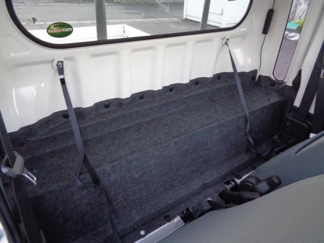 ハイゼットトラック ジャンボ　４ＷＤ　オートマ　キーレス　エアコン　パワステ　パワーウインド　ＣＤデッキ　作業灯　フロントスポイラー　全国対応故障保証付１年間・走行距離無制限（28枚目）