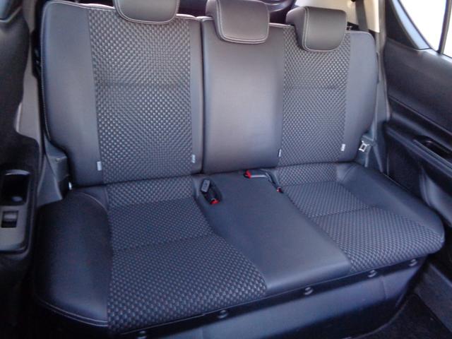 アクア Ｘ－アーバン　スマートキー２個　プッシュスタート　純正９インチナビ　フルセグＴＶ　Ｂｌｕｅｔｏｏｔｈ　ＣＤ　ＤＶＤ　バックカメラ　ビルトインＥＴＣ　ハーフレザーシート　全国対応故障保証付１年間・走行距離無制限（18枚目）