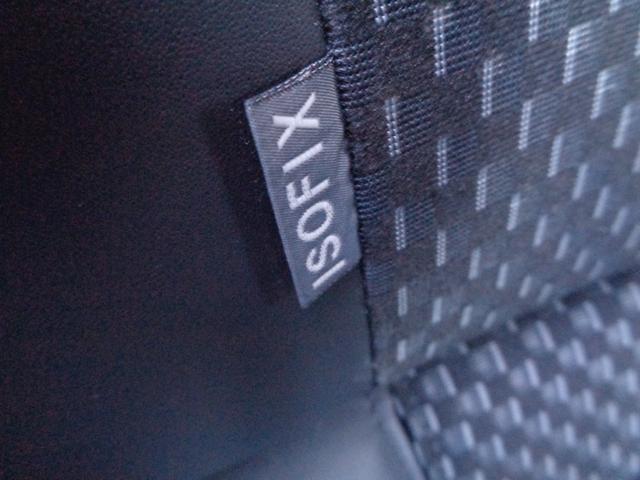 アクア Ｘ－アーバン　スマートキー２個　プッシュスタート　純正９インチナビ　フルセグＴＶ　Ｂｌｕｅｔｏｏｔｈ　ＣＤ　ＤＶＤ　バックカメラ　ビルトインＥＴＣ　ハーフレザーシート　全国対応故障保証付１年間・走行距離無制限（23枚目）