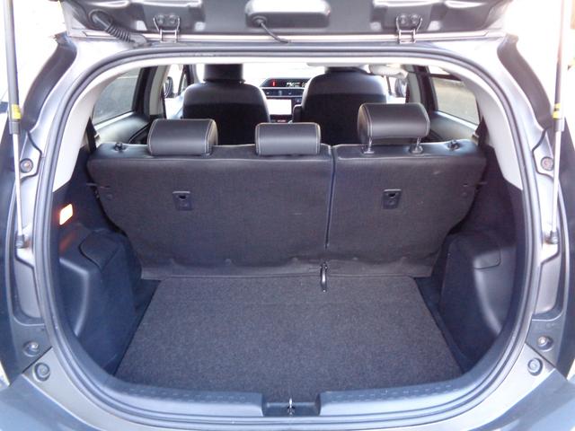 アクア Ｘ－アーバン　スマートキー２個　プッシュスタート　純正９インチナビ　フルセグＴＶ　Ｂｌｕｅｔｏｏｔｈ　ＣＤ　ＤＶＤ　バックカメラ　ビルトインＥＴＣ　ハーフレザーシート　全国対応故障保証付１年間・走行距離無制限（24枚目）