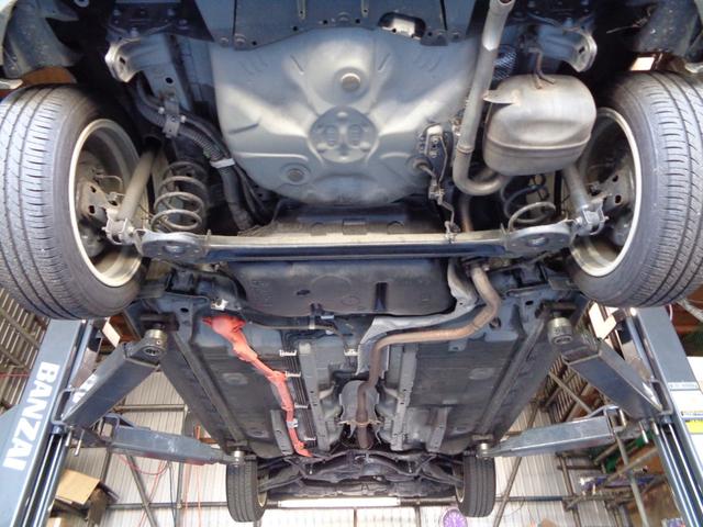 アクア Ｘ－アーバン　スマートキー２個　プッシュスタート　純正９インチナビ　フルセグＴＶ　Ｂｌｕｅｔｏｏｔｈ　ＣＤ　ＤＶＤ　バックカメラ　ビルトインＥＴＣ　ハーフレザーシート　全国対応故障保証付１年間・走行距離無制限（34枚目）