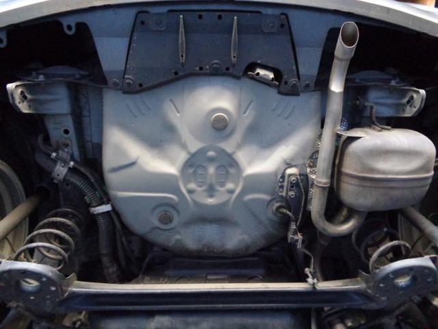 アクア Ｘ－アーバン　スマートキー２個　プッシュスタート　純正９インチナビ　フルセグＴＶ　Ｂｌｕｅｔｏｏｔｈ　ＣＤ　ＤＶＤ　バックカメラ　ビルトインＥＴＣ　ハーフレザーシート　全国対応故障保証付１年間・走行距離無制限（35枚目）