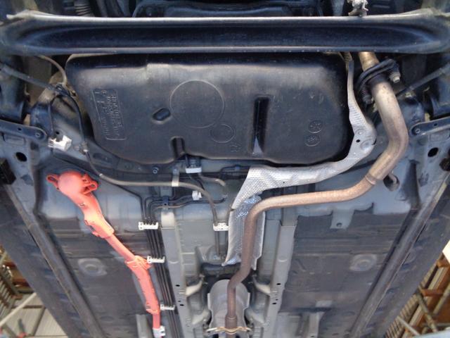 アクア Ｘ－アーバン　スマートキー２個　プッシュスタート　純正９インチナビ　フルセグＴＶ　Ｂｌｕｅｔｏｏｔｈ　ＣＤ　ＤＶＤ　バックカメラ　ビルトインＥＴＣ　ハーフレザーシート　全国対応故障保証付１年間・走行距離無制限（36枚目）