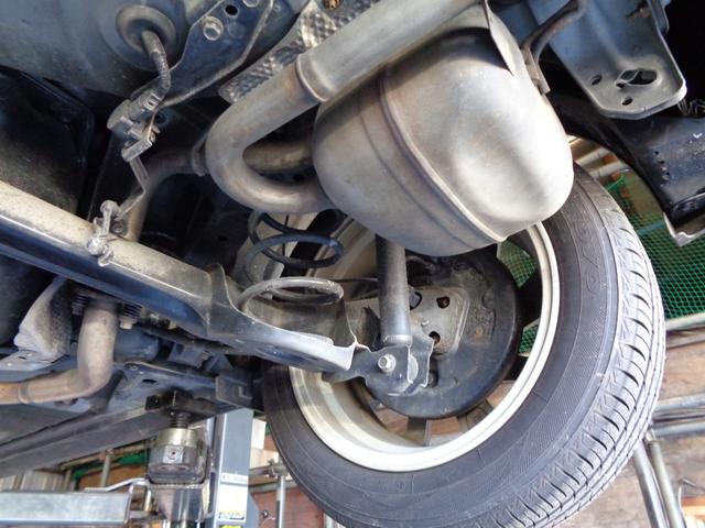 アクア Ｘ－アーバン　スマートキー２個　プッシュスタート　純正９インチナビ　フルセグＴＶ　Ｂｌｕｅｔｏｏｔｈ　ＣＤ　ＤＶＤ　バックカメラ　ビルトインＥＴＣ　ハーフレザーシート　全国対応故障保証付１年間・走行距離無制限（44枚目）