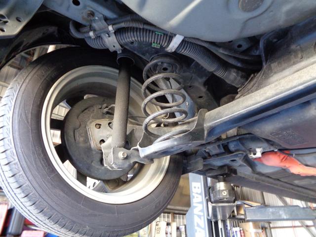 アクア Ｘ－アーバン　スマートキー２個　プッシュスタート　純正９インチナビ　フルセグＴＶ　Ｂｌｕｅｔｏｏｔｈ　ＣＤ　ＤＶＤ　バックカメラ　ビルトインＥＴＣ　ハーフレザーシート　全国対応故障保証付１年間・走行距離無制限（45枚目）