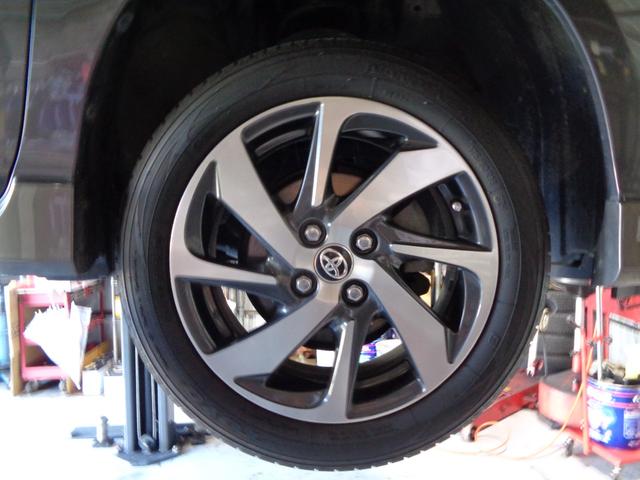 アクア Ｘ－アーバン　スマートキー２個　プッシュスタート　純正９インチナビ　フルセグＴＶ　Ｂｌｕｅｔｏｏｔｈ　ＣＤ　ＤＶＤ　バックカメラ　ビルトインＥＴＣ　ハーフレザーシート　全国対応故障保証付１年間・走行距離無制限（50枚目）