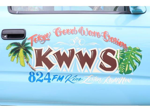 DX イベント出品車両・オリジナルカスタムペイント・シート張替え・SDナビ・TV・ETC・バックカメラ・ローダウン・ベビームーン・ホワイトレタータイヤ・ベンチシート・ウッドステアリング・チューブステップ(33枚目)